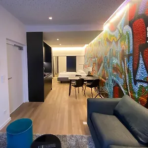 Blackhome I Contactless Check-in Apart Otel
