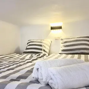 Mini Smart - Self Check-in Apartment