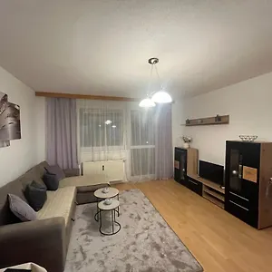 In Einer Ruhigen Umgebung In Apartment