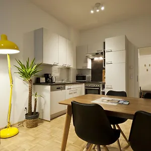 City-apartment Neubaugasse Apartment